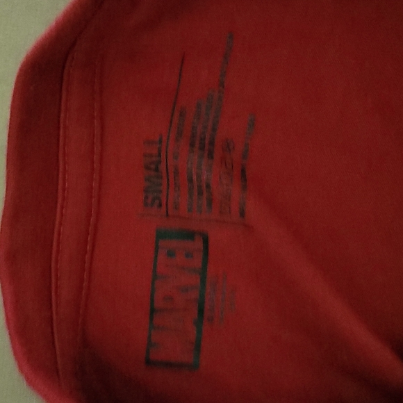 Marvel size Small 2 piece pajama set - Picture 5 of 9